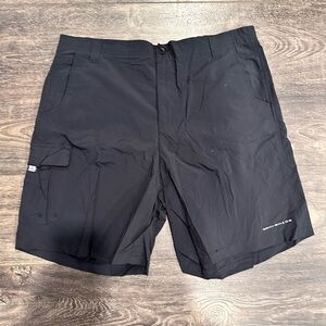 Columbia Men’s PFG Omni-Shade Black Cargo Shorts Size LG